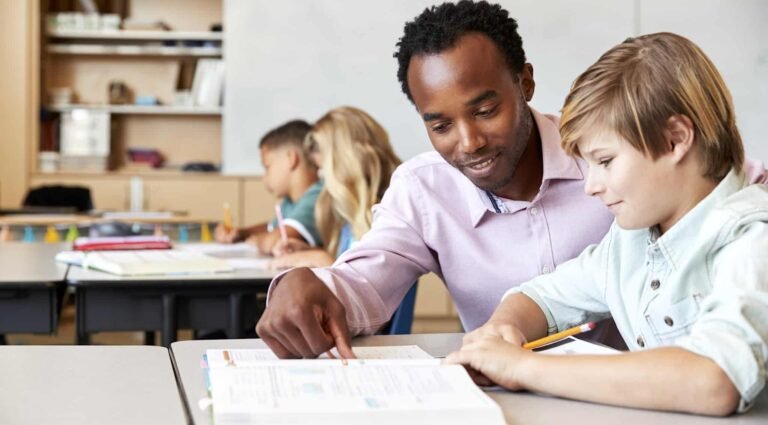 Quali Sono i Bandi Aperti per Tutor Organizzatore in Scienze della Formazione